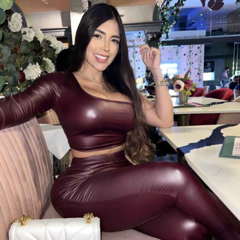 Profile picture of Mia Adams