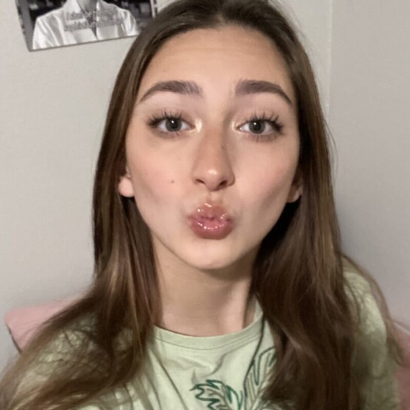 Profile picture of Mia Powell