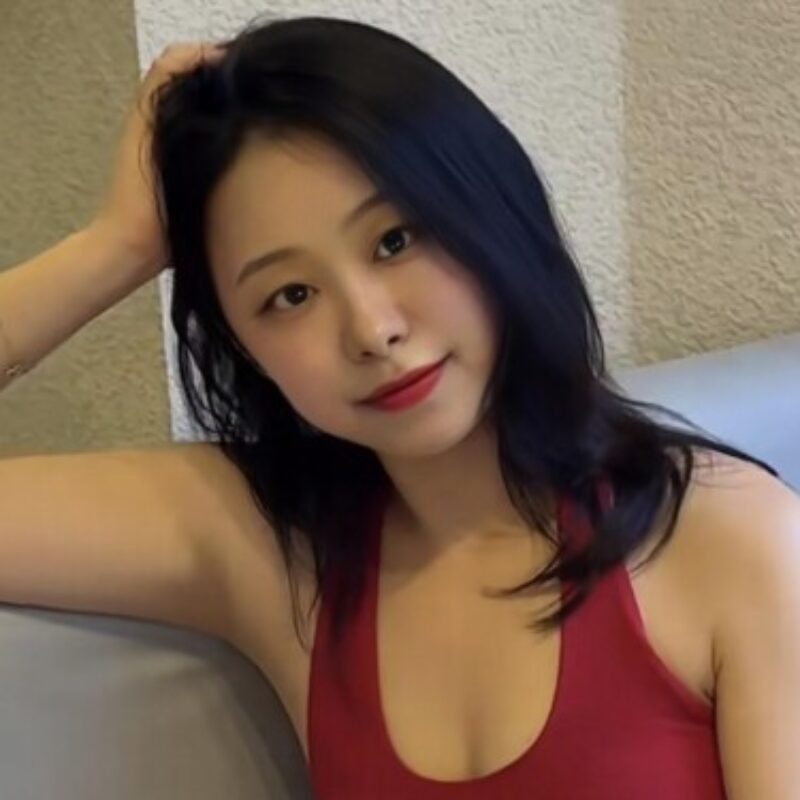 Profile picture of Jia Chen