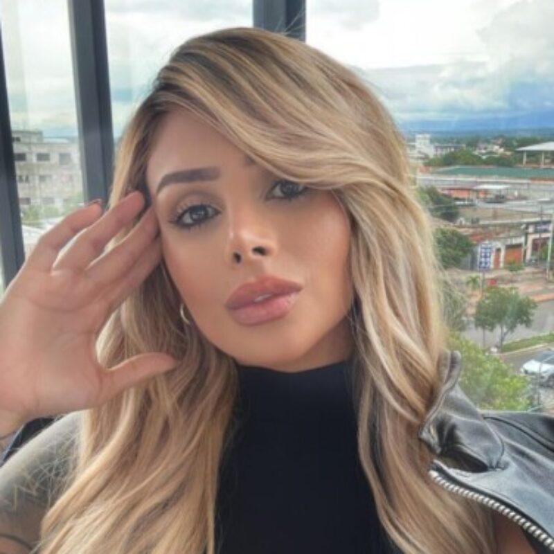 Profile picture of Adriana Pavel